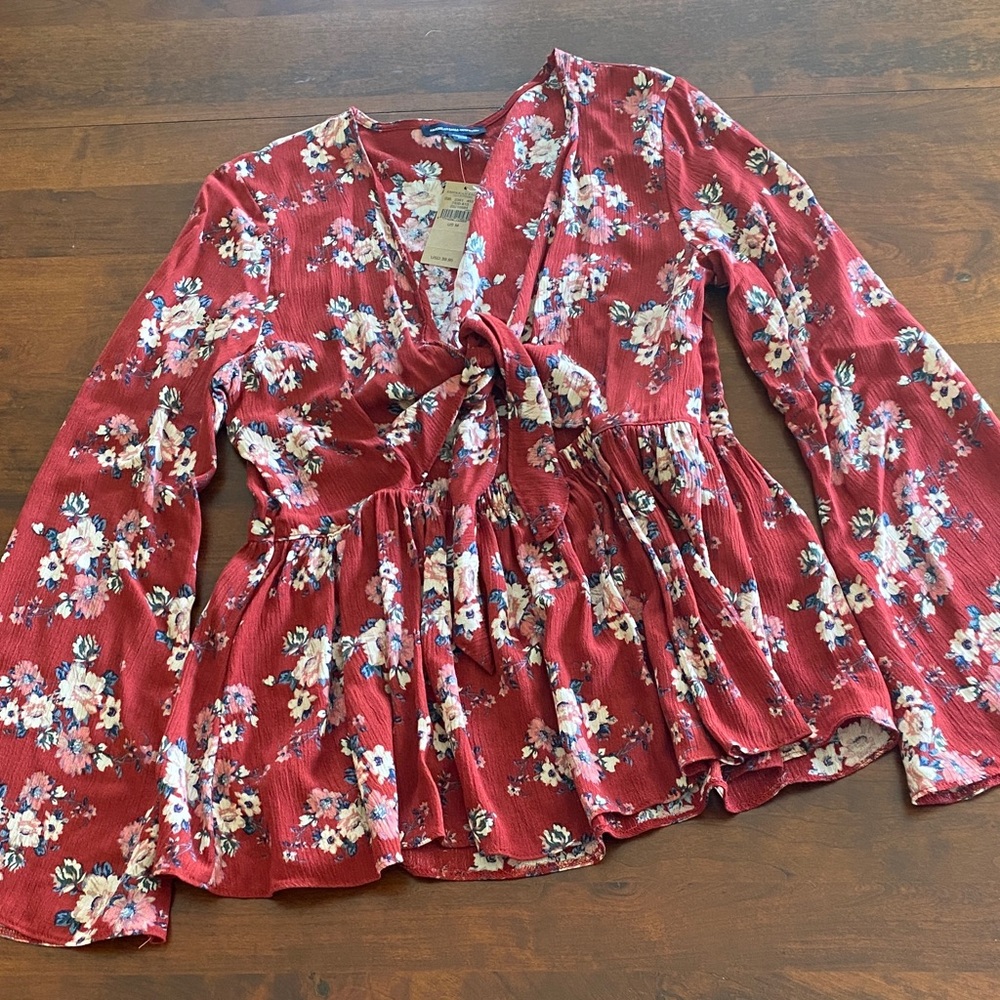 American Eagle Outfitters Burgundy Floral Blouse - size Medium